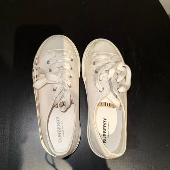 Kids Burberry sneakers